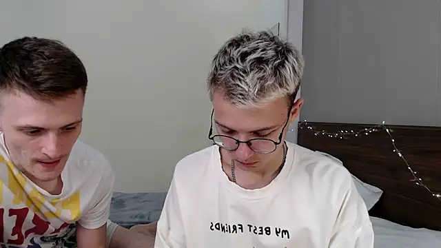 Snapshot of NikiKerryCum chatting on February 2026 12:41:01 PM NikiKerryCum online show from February 2026 12:41:01 PM