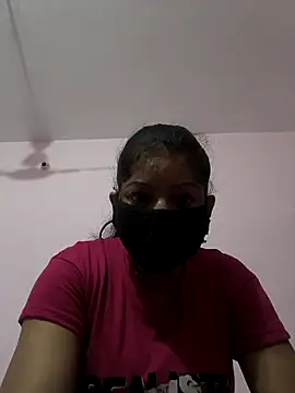 Suhanahotty1 online show from February 2026 09:44:01 PM