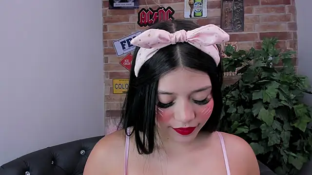 Snapshot of foxy_vera chatting on May 2026 11:04:01 AM foxy vera online show from May 2026 11:04:01 AM