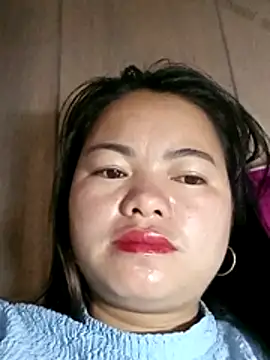 Snapshot of emlylyxinh chatting on February 2026 06:46:01 PM emlylyxinh online show from February 2026 06:46:01 PM