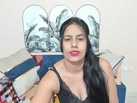 sara conorr online show from May 2026 03:45:02 AM