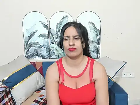 sara conorr online show from May 2026 03:45:01 AM