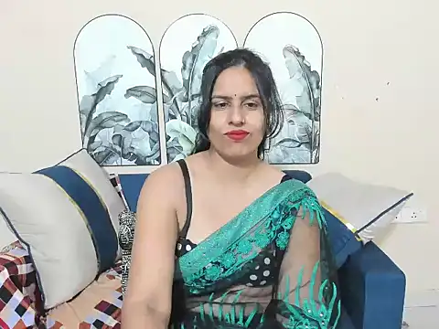 sara conorr online show from May 2026 03:57:02 AM