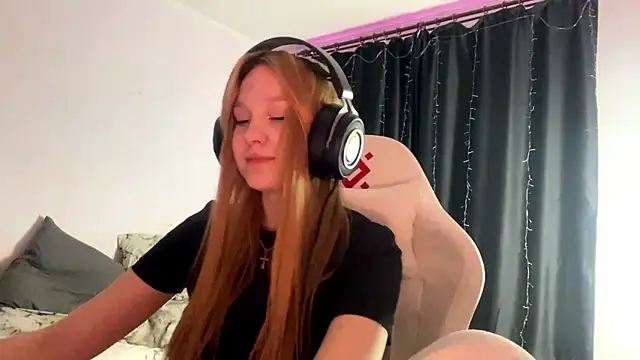 axin burnell online show from April 2026 05:17:01 PM