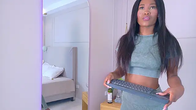 Snapshot of JosselynBrown chatting on March 2026 11:26:02 AM JosselynBrown online show from March 2026 11:26:02 AM