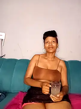 Snapshot of Pogee94 chatting on February 2026 08:31:01 AM Pogee94 online show from February 2026 08:31:01 AM