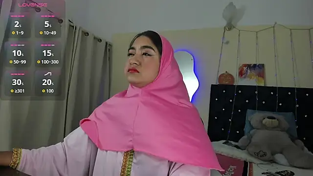 SamiraAwada online show from May 2026 07:10:01 PM