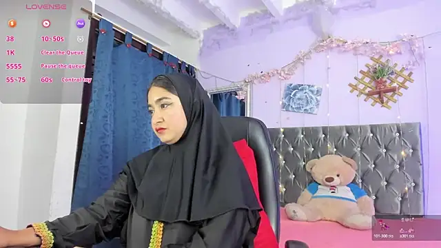 SamiraAwada online show from May 2026 07:10:02 PM
