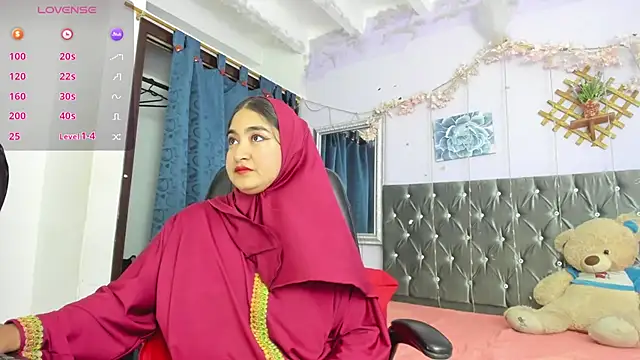 SamiraAwada online show from May 2026 07:11:02 PM