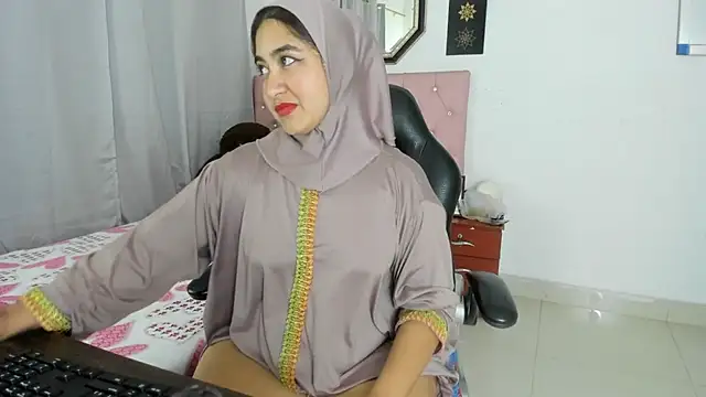 SamiraAwada online show from July 2026 07:16:01 PM