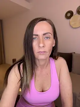DivineAmely online show from May 2026 06:34:02 PM