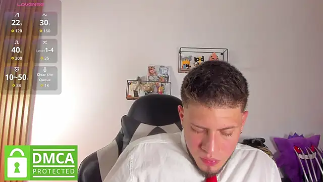 Snapshot of SebastianMaximoff_ chatting on April 2026 01:10:02 AM SebastianMaximoff online show from April 2026 01:10:02 AM