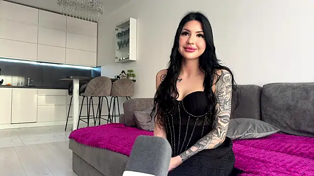 AuraXO online show from June 2026 05:09:02 AM