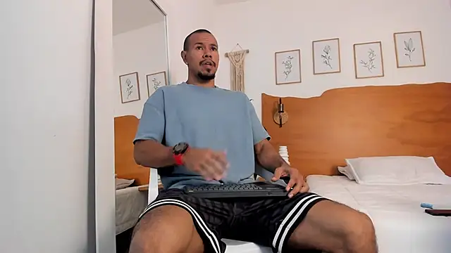 Snapshot of killua_zagara_ chatting on February 2026 08:25:02 PM killua zagara online show from February 2026 08:25:02 PM