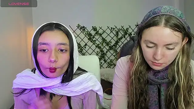 Snapshot of nana__rousse chatting on February 2026 11:10:01 PM nana rousse online show from February 2026 11:10:01 PM