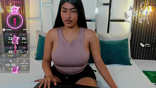 Snapshot of _luna_rossee_ chatting on February 2026 08:10:02 PM luna rossee online show from February 2026 08:10:02 PM