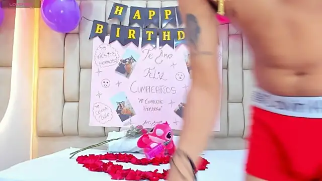 Snapshot of DirtyChemistry_OS chatting on April 2026 01:36:01 AM DirtyChemistry OS online show from April 2026 01:36:01 AM