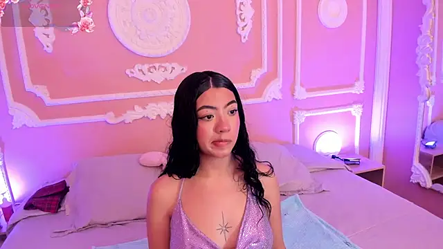 LiaLovet online show from May 2026 08:38:02 PM