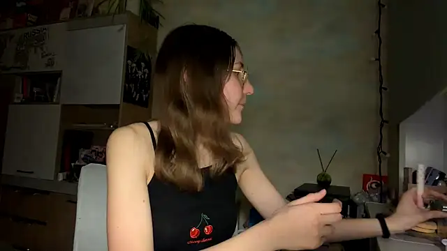 Snapshot of Miaaa_Moon chatting on March 2026 04:13:01 PM Miaaa Moon online show from March 2026 04:13:01 PM