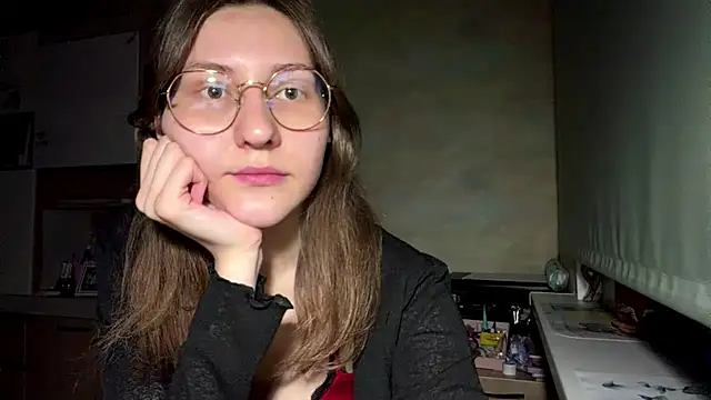 Snapshot of Miaaa_Moon chatting on April 2026 05:45:02 PM Miaaa Moon online show from April 2026 05:45:02 PM