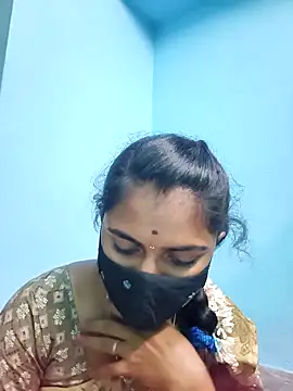 Snapshot of Tamil_Hot_Shana chatting on April 2026 09:48:01 PM Tamil Hot Shana online show from April 2026 09:48:01 PM