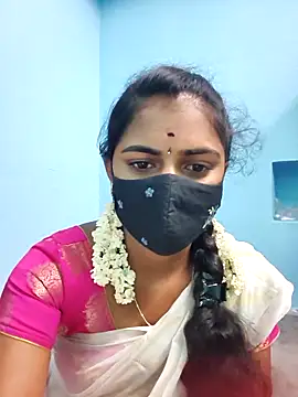 Snapshot of Tamil_Hot_Shana chatting on April 2026 11:18:02 PM Tamil Hot Shana online show from April 2026 11:18:02 PM