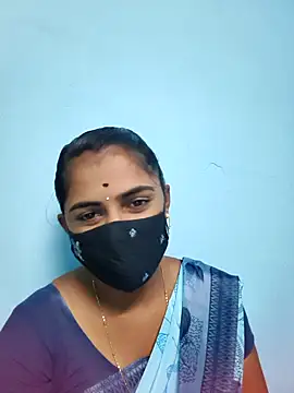 Snapshot of Tamil_Hot_Shana chatting on April 2026 03:42:01 AM Tamil Hot Shana online show from April 2026 03:42:01 AM