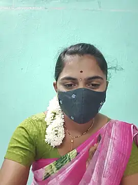 Snapshot of Tamil_Hot_Shana chatting on May 2026 06:17:02 PM Tamil Hot Shana online show from May 2026 06:17:02 PM