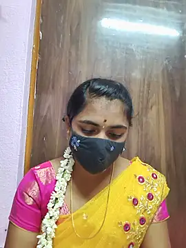 Snapshot of Tamil_Hot_Shana chatting on May 2026 04:45:02 PM Tamil Hot Shana online show from May 2026 04:45:02 PM