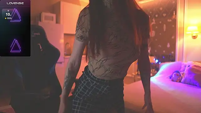 foxy red  online show from February 2026 09:24:01 PM