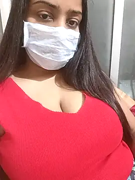 MidnightVibes  online show from February 2026 05:00:02 PM