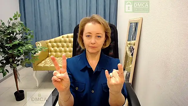 Snapshot of MONA_W chatting on February 2026 11:16:01 AM MONA W online show from February 2026 11:16:01 AM