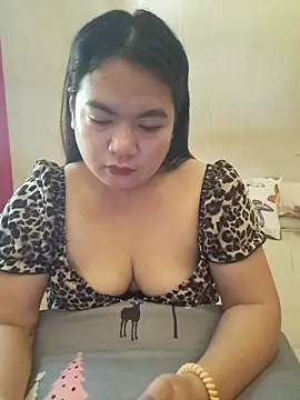 Zyramae 25 online show from May 2026 05:03:02 AM