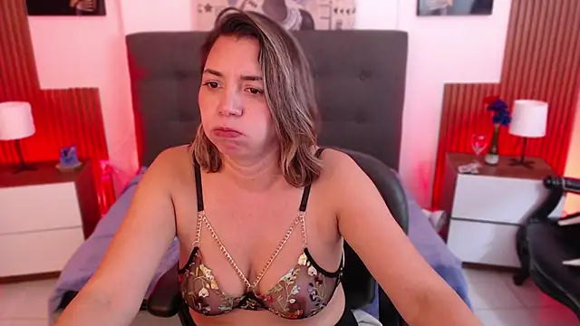 milfsecret69 online show from May 2026 02:45:01 PM