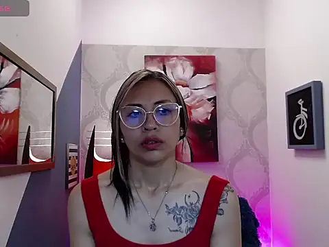 Snapshot of Liaaa_Seraaph chatting on February 2026 01:38:02 PM Liaaa Seraaph online show from February 2026 01:38:02 PM