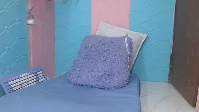 Nazlyy online show from July 2026 03:23:01 AM