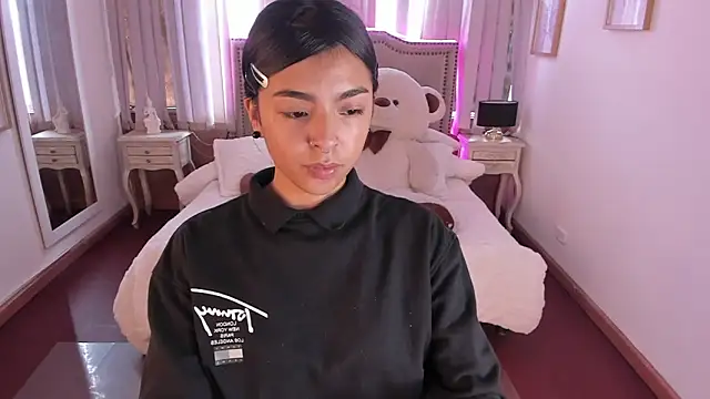 Snapshot of nia-malkova chatting on February 2026 02:20:02 PM nia-malkova online show from February 2026 02:20:02 PM