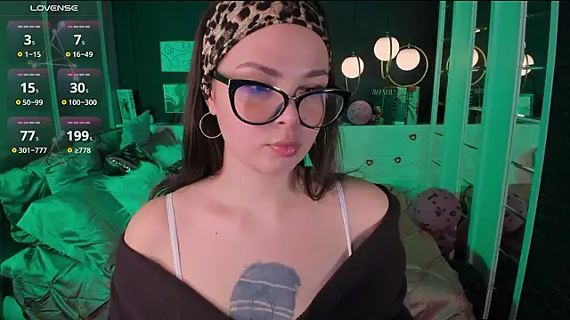 Snapshot of Maykinkya chatting on February 2026 02:36:01 PM Maykinkya online show from February 2026 02:36:01 PM