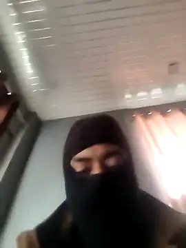 Snapshot of newtube0 chatting on February 2026 10:30:01 AM newtube0 online show from February 2026 10:30:01 AM