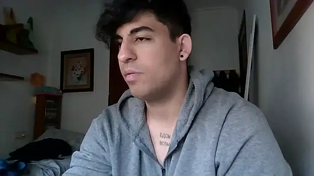 Snapshot of poliakovxx chatting on February 2026 10:41:02 AM poliakovxx online show from February 2026 10:41:02 AM