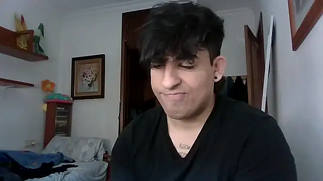 Snapshot of poliakovxx chatting on February 2026 12:45:02 PM poliakovxx online show from February 2026 12:45:02 PM