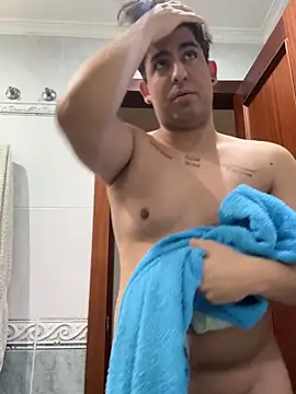 Snapshot of poliakovxx chatting on February 2026 12:57:01 PM poliakovxx online show from February 2026 12:57:01 PM