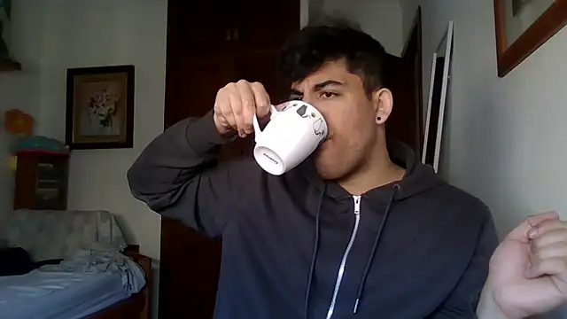 Snapshot of poliakovxx chatting on March 2026 02:58:02 PM poliakovxx online show from March 2026 02:58:02 PM