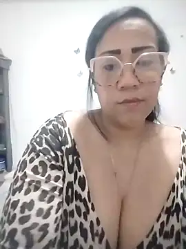 Oliviia williams online show from April 2026 12:47:01 PM