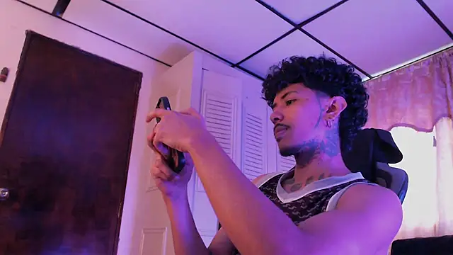 D3v1L88 online show from April 2026 06:57:02 PM