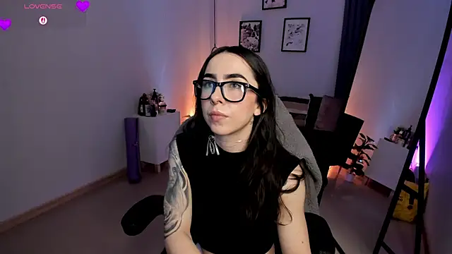 Luna tagliaferri online show from March 2026 02:38:01 PM