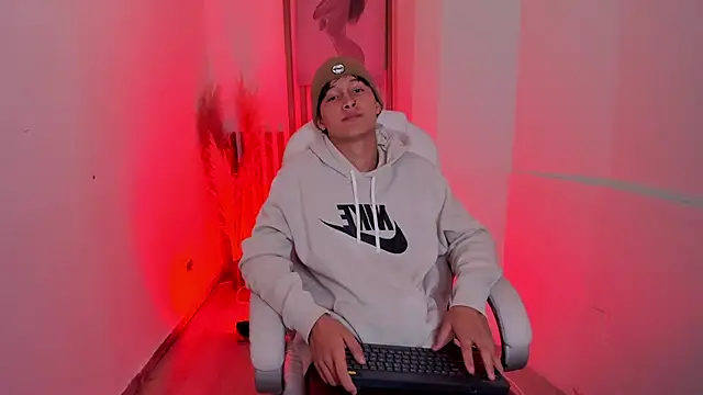 SalvatoreBenford online show from February 2026 08:30:01 PM