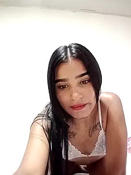 Snapshot of Nahomy_Kamber chatting on February 2026 01:12:01 AM Nahomy Kamber online show from February 2026 01:12:01 AM