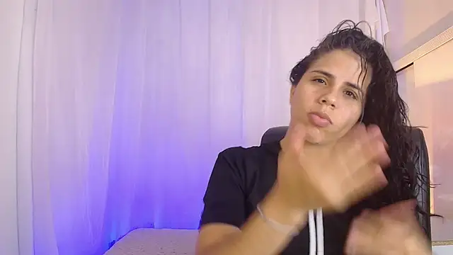 Snapshot of pamela_smith33 chatting on February 2026 04:34:02 PM pamela smith33 online show from February 2026 04:34:02 PM