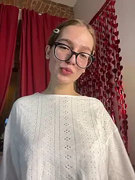 Snapshot of MyKittySayMeow chatting on February 2026 08:27:01 PM MyKittySayMeow online show from February 2026 08:27:01 PM